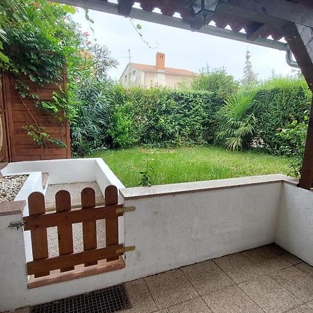 Apartment Drenovica Pula Luaran gambar