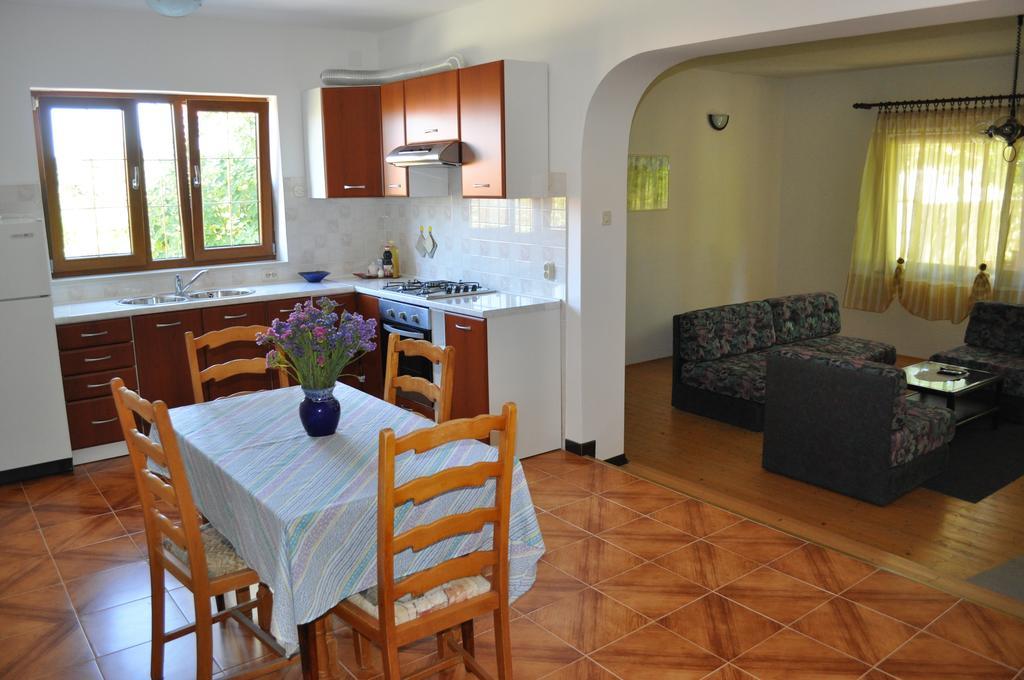 Apartment Drenovica Pula Bilik gambar