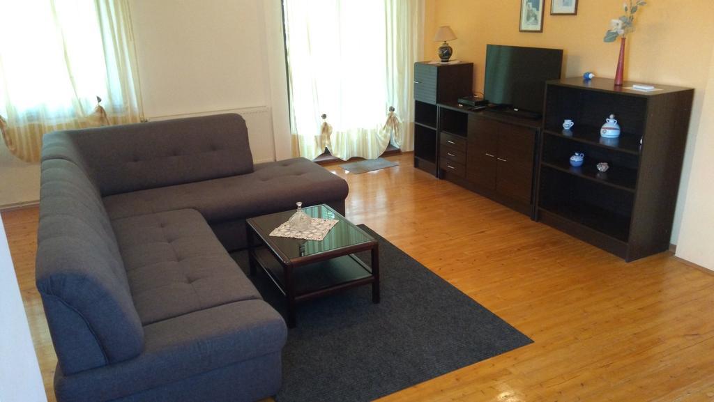 Apartment Drenovica Pula Luaran gambar