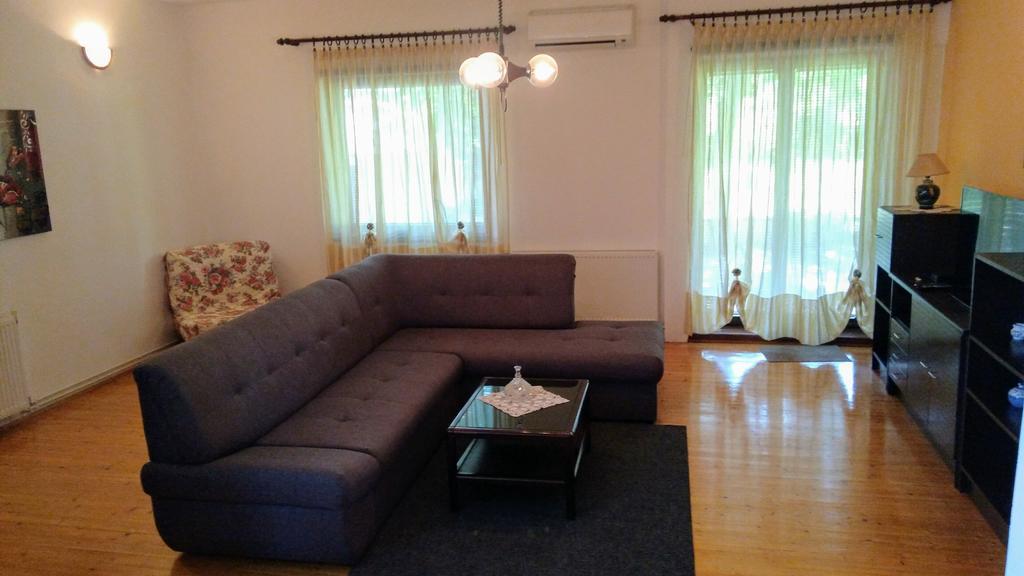 Apartment Drenovica Pula Luaran gambar