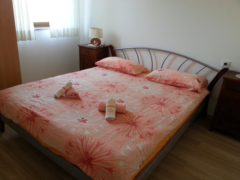 Apartment Drenovica Pula Luaran gambar